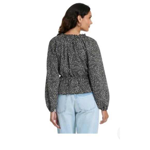 Universal Thread Womens Balloon Long Sleeve Blouse Black Abstract Sz L New Boho - Picture 2 of 15